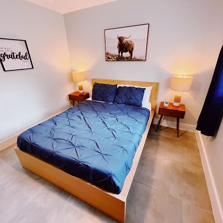Holiday Park Apartments By Lowkl Форт Лодърдейл Екстериор снимка