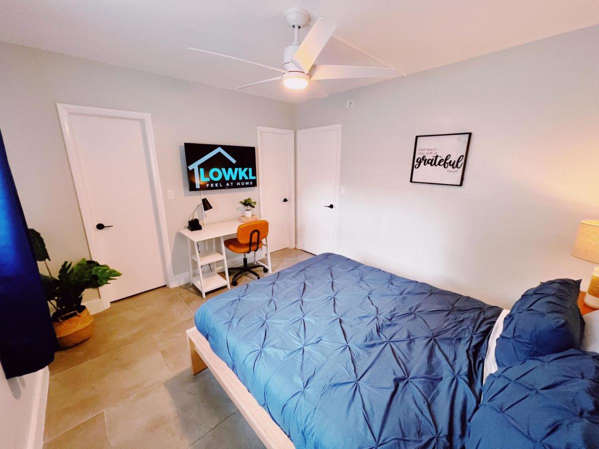 Holiday Park Apartments By Lowkl Форт Лодърдейл Екстериор снимка